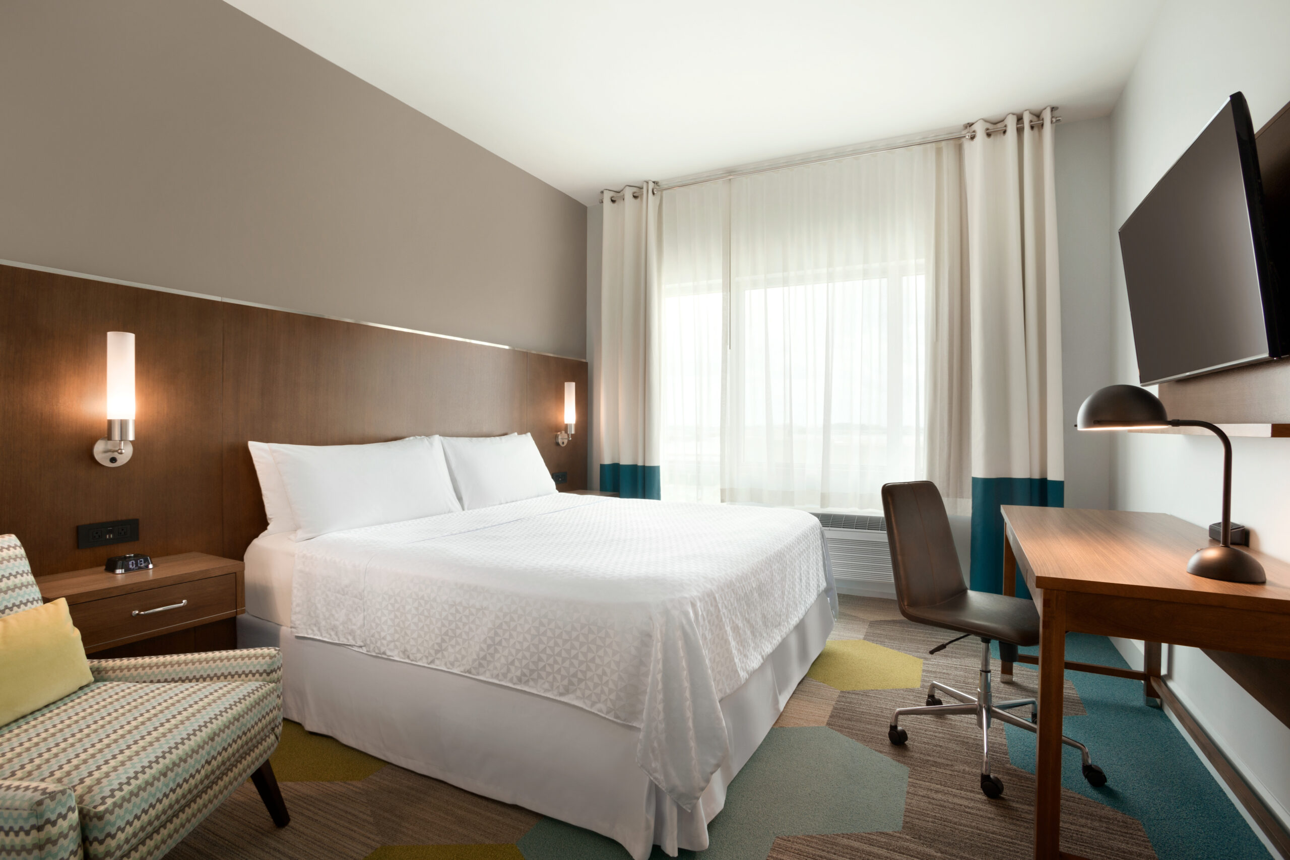 Four Points By Sheraton Miami Airport - King Bed Room - 1214697