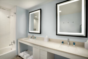 Four Points By Sheraton Miami Airport - King Suite Room - 1214701