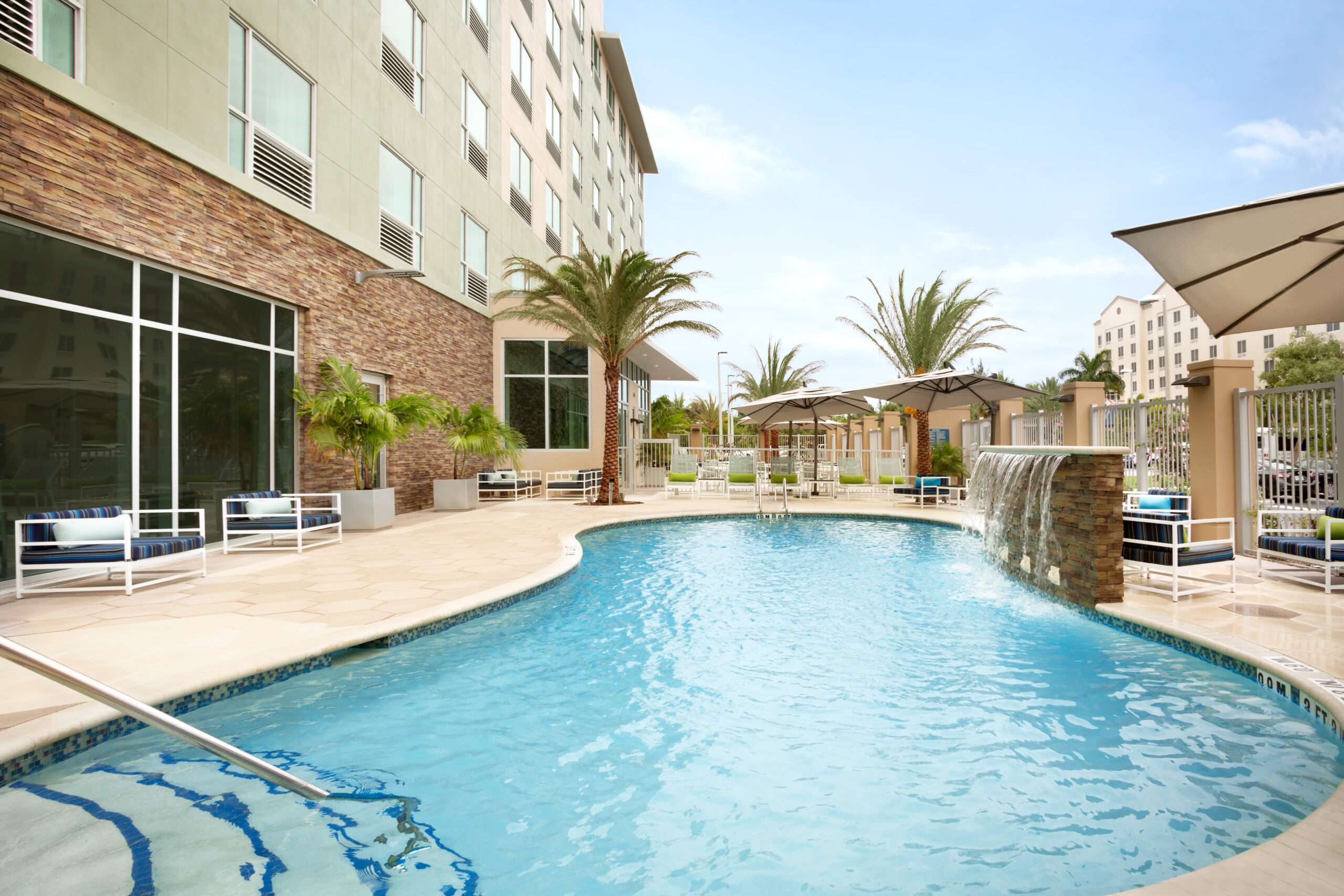 Four Points By Sheraton Miami Airport - Pool - 1214736